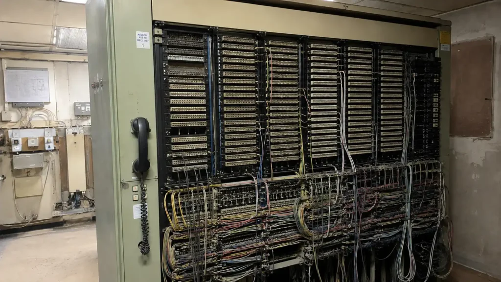 Répartiteur téléphonique du réseau RTC, remplacé par la téléphonie IP en entreprise